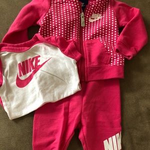 Infants Nike Sweatsuit